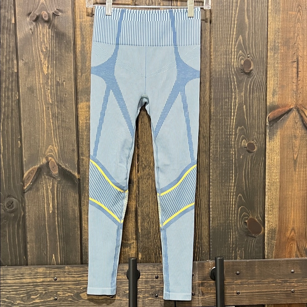 Fabletics High Waisted Seamless Leggings S Blue Yellow Ribbed Activewear Gym‎